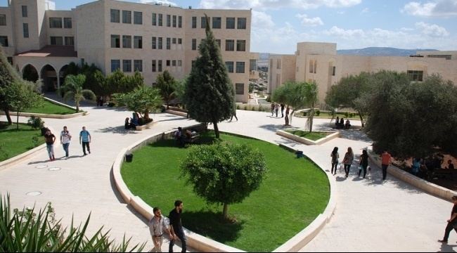 الجامعة العربية الامريكية تستقبل ممثل جمهورية الهند لدى فلسطين وتبحث معه التعاون المشترك