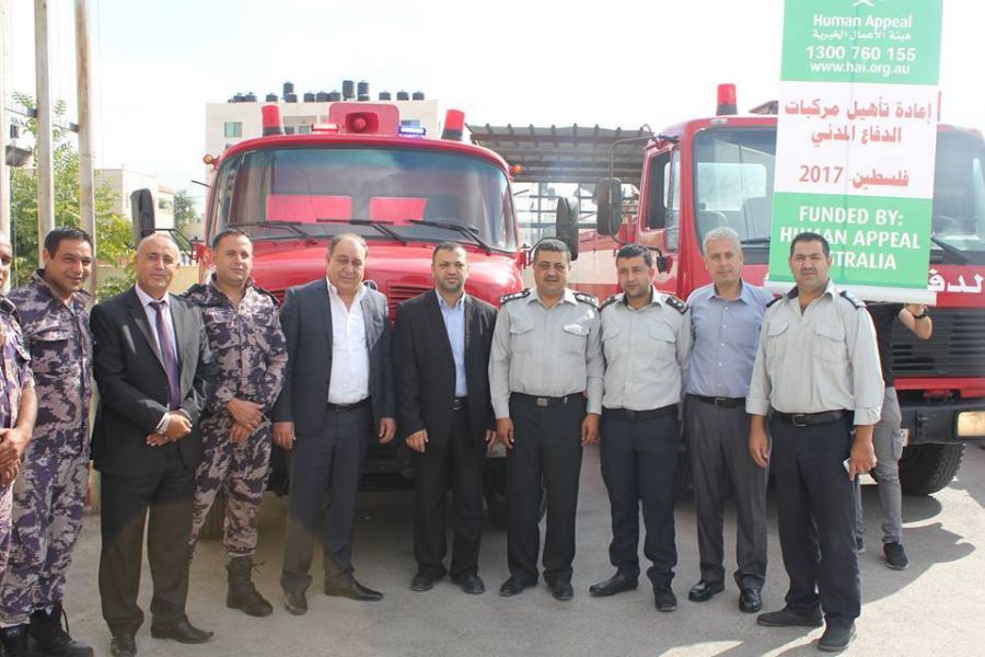 المحافظ رمضان يرعى تسليم مشروع تأهيل وصيانة مركبات الدفاع المدني بدعم من هيئة الأعمال الإماراتية