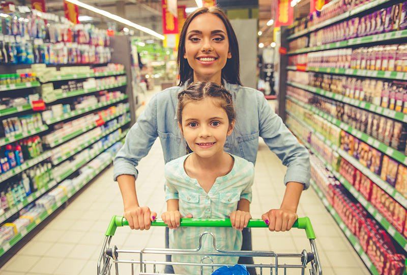 في 6 طرق بسيطة ... كيف تتعاملين مع إلحاح طفلك على طلباته؟