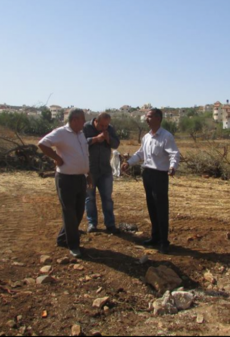 بدء العمل بمشروع شق وتأهيل الطرق الداخلية في بلدة الزبابدة