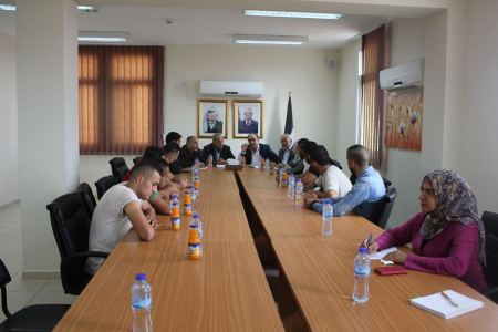 المحافظ رمضان يرأس اجتماعا لبحث تعليق الدوام في الجامعة العربية الأمريكية بحضور النائبين العربيين الطيبي والسعدي وممثلين عن مجلس الطلبة