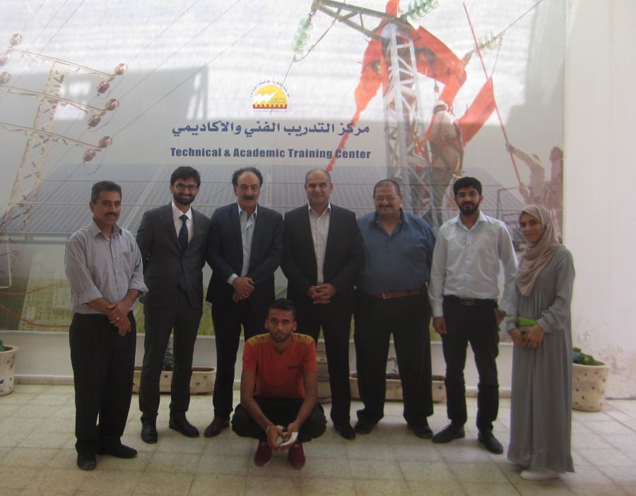  وفد من الجامعة العربية الامريكية يزور مركز تدريبي لشركة كهرباء القدسبأريحا لبحث سبل التعاون