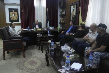  المحافظ رمضان يشيد بالدور الوطني للضابطة الجمركية