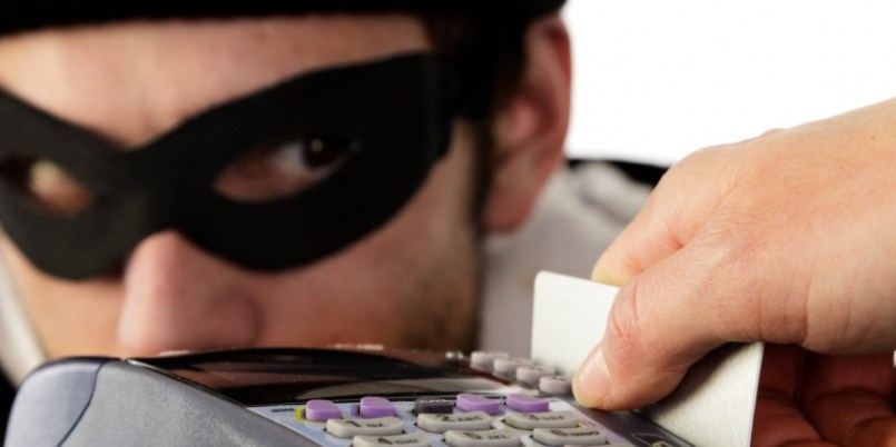 عملية الاحتيال على البنوك..ظروف غامضة والمتهم يقيم بالقدس