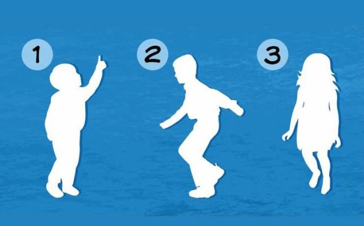 لغز جديد| من يبدو أصغر سناً في الصورة؟.. إجابتك تفضح الكثير عن شخصيتك