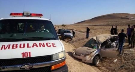 10 اصابات في حادث سير بين 4 مركبات 