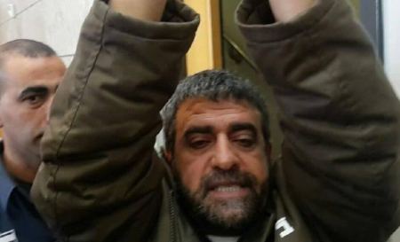 الاحتلال يحكم بالسجن 11 عاما على عميد الأسرى السوريين والعرب