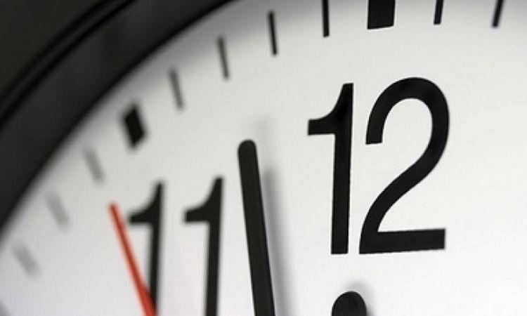 الحكومة تحدد موعد التوقيت الشتوي