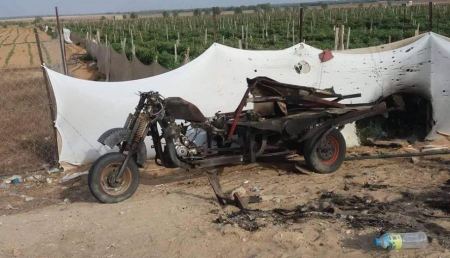 الاحتلال يقصف دراجة نارية شرق رفح