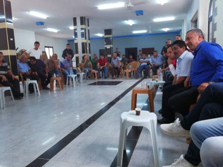 المحافظ رمضان يعقد اجتماعا طارئا للبحث في معيقات عمل طواقم التسوية في بلدة عانين و يعد بفتح المكتب قريبا