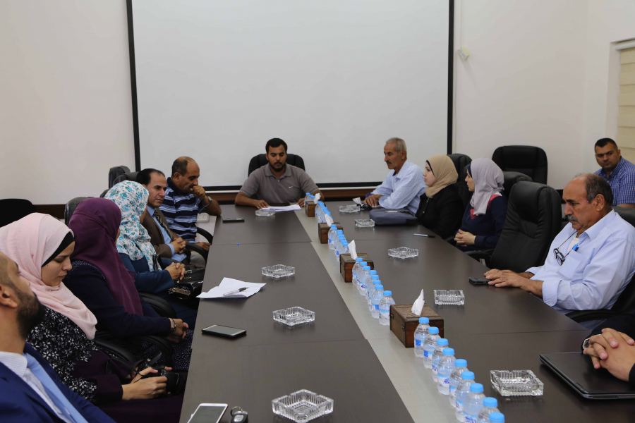 قلقيلية : المحافظ يؤكد أن قصر الثقافة سيرى النور قريبا