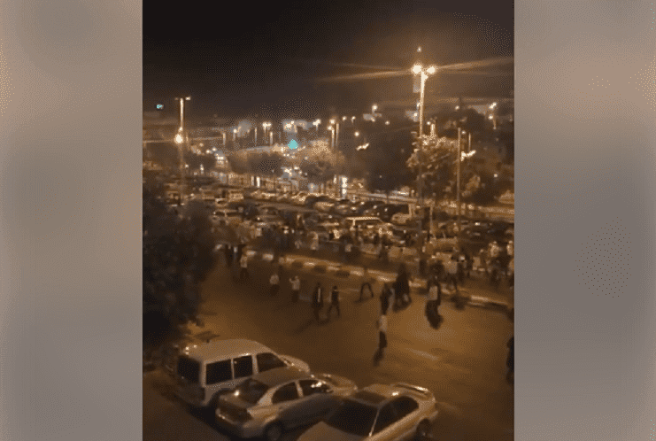 مستوطنون يهاجمون المحال التجارية في القدس