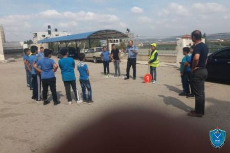 الشرطة تنظم محاضرتين حول السلامة المرورية وتدريب ميداني في جنين