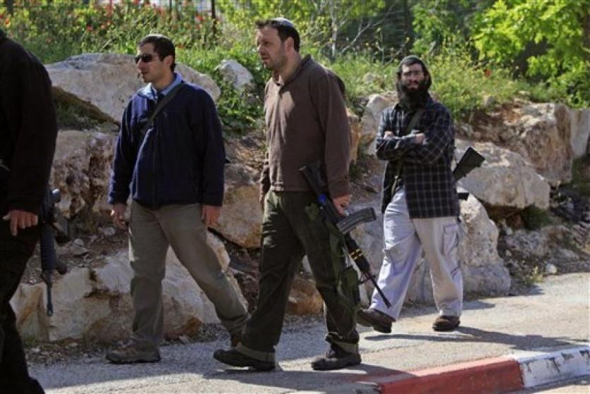 إصابة مواطنين بجروح وكسور باعتداء إرهابي لمستوطنين شمال غرب نابلس