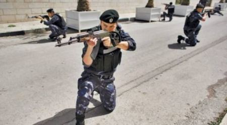 اشتباكات بين الأمن ومسلحين في مخيم جنين