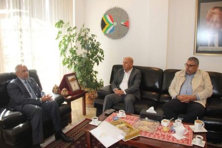 د. أبو هولي: جنوب إفريقيا تدعم وبقوة تجديد تفويض الأونروا