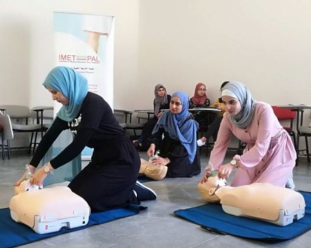 تجديد ترخيص مركز الجامعة العربية الأمريكية لإنعاش القلب للمرة الثانية لمدة ثلاث سنوات