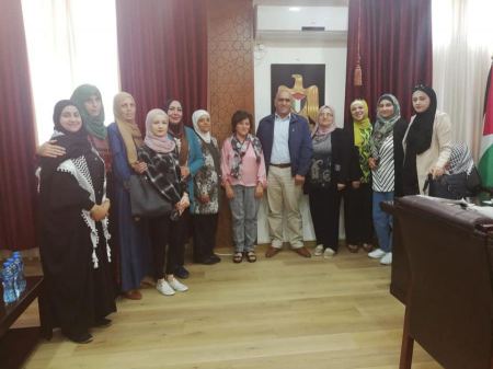 المحافظ الرجوب يلتقي الهيئة الجديدة لاتحاد لجان المرأة للعمل الاجتماعي في محافظة جنين