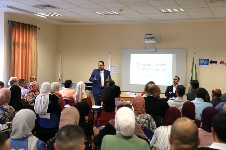  ندوة علمية حول التحليل الجنائي الحيوي في الجامعة العربية الامريكية