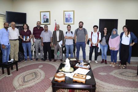 قلقيلية : نائب المحافظ يطلع وفدا من مؤسسة التعاون الاسبانية على واقع المحافظة