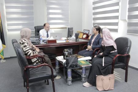 الكلية الجامعية للعلوم التطبيقية توقع ميثاق شرف مع مركز الإعلام المجتمعي