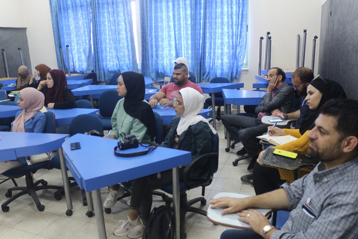  جنين: ندوة حول المضافات الغذائية لطلبة منتدى 