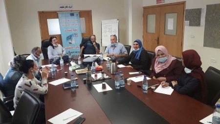  مركز ابداع المعلم ينهي المرحلة الاولى من مشروع (التعلم من اجل تعزيز المشاركة الديمقراطية والسياسية للشباب)"تعلم لتشارك ".