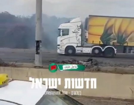 سقوط صواريخ من لبنان واندلاع حريق في شارع رقم 6 قرب قلقيلية