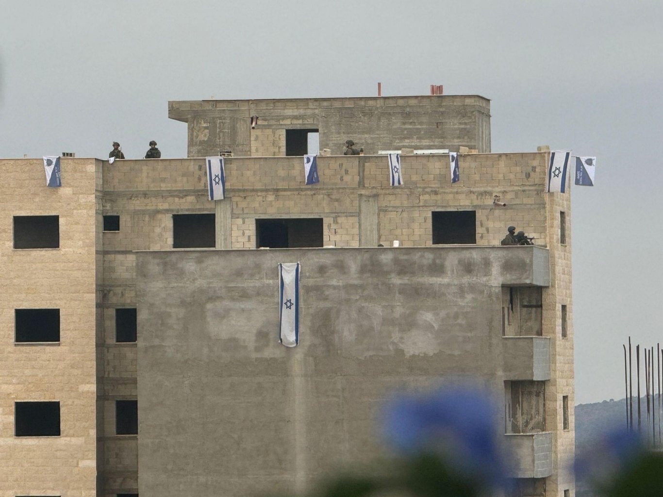 الاحتلال يستولي على مبنى في بلدة قراوة بني حسان