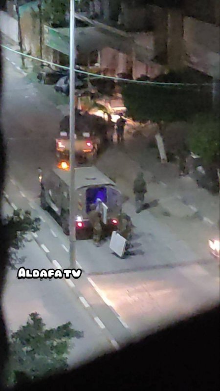 الاحتلال يداهم منازل في سلفيت ويعتقل 20 مواطنا