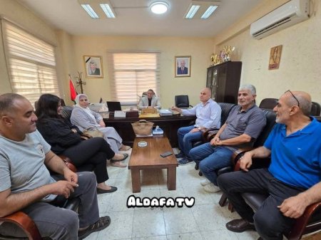 الدكتور أحمد جرارعة يستقبل حركة فتح والزراعة ويبحثان سبل تعزيز الشراكة المجتمعية. عدسة الصحفي خلدون الشيخ علي.