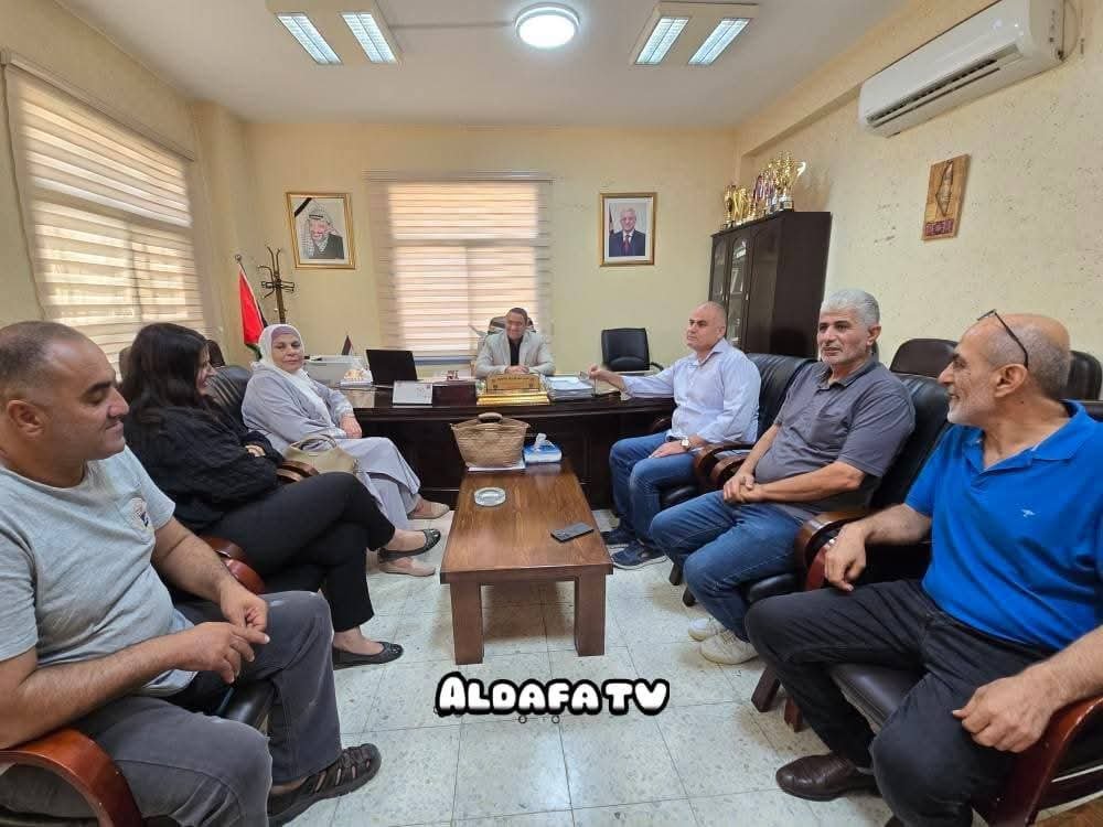 الدكتور أحمد جرارعة يستقبل حركة فتح والزراعة ويبحثان سبل تعزيز الشراكة المجتمعية. عدسة الصحفي خلدون الشيخ علي.