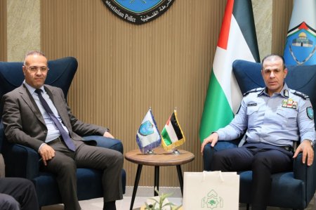 اللواء علام السقا يلتقي نائب رئيس جامعة بيرزيت ويبحثان تطوير العلاقة بين الشرطة والجامعة