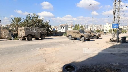 الاحتلال ينتشر بكثافة في مدينة طولكرم ويغلق شارع مستشفى الشهيد ثابت ثابت