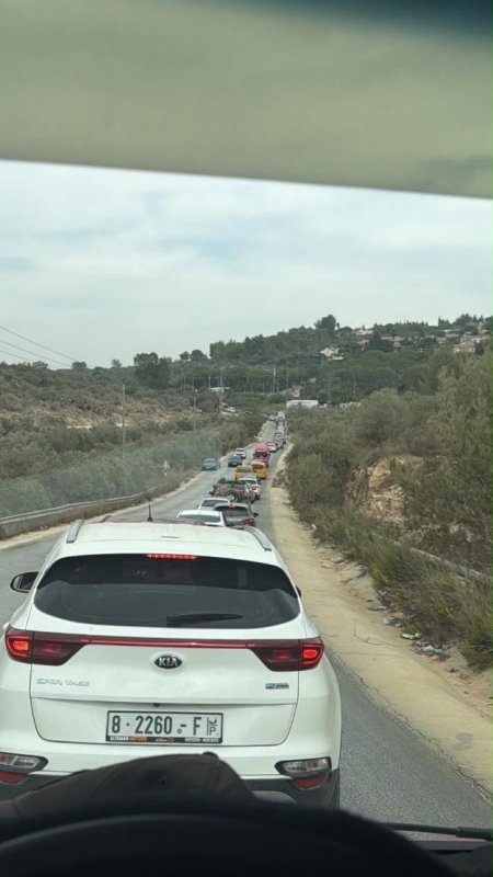 الاحتلال يغلق المدخل الشمالي لمدينة سلفيت