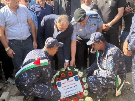 الشرطة تشيّع جثمان فقيدها العميد باسم واكد، في جنازة عسكرية مهيبة