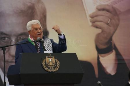 الرئيس: ستدهشون من نتيجة "التحقيق باستشهاد عرفات"