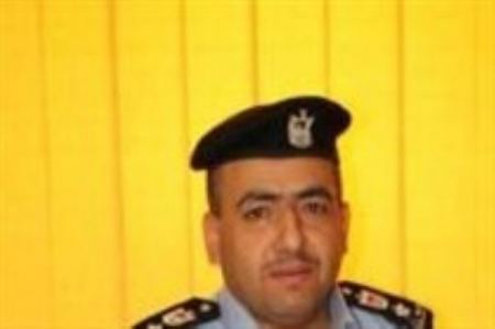 مجهولون يهاجمون سيارة لؤي ارزيقات المتحدث باسم الشرطة الفلسطينية