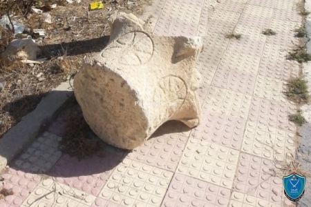 الشرطة تنقذ قطعة أثرية قديمة من التلف والضياع