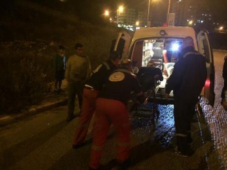 اصابة 5 مواطنين في حادث سير