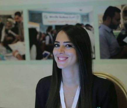 بسبب " لايك " على منشور .. مقدم برامج بإذاعة أردنية يطرد صحفية من العمل... فماذا كان محتوى المنشور ! تابع