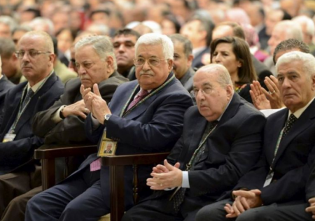 الرئيس يؤجل خطابه أمام المؤتمر السابع إلى يوم غد.. والسبب