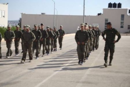 جنين : قوات الأمن الوطني الفلسطيني تختتم مخيم التعايش الخاص بمخيم الشهيد ياسر عرفات والذي أقيم في معسكر حرش السعادة