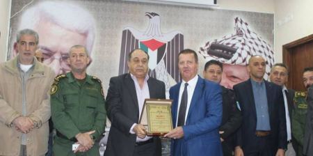 تكريم مدراء سابقين في الأجهزة الأمنية والصحة‏ في جنين