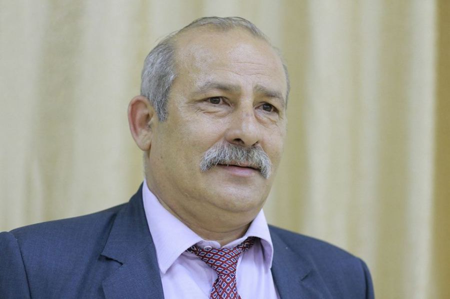 الشيوخي يدعو شركات الاتصالات الفلسطينية لتحسين خدماتها وتخفيض اسعارها