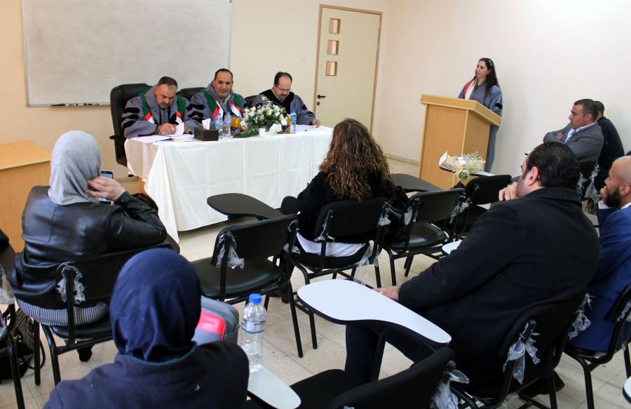  مناقشة رسالة ماجستير بالقانون التجاري في الجامعة العربية الامريكية