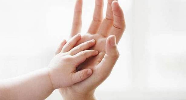  أم تبيع طفلها الرضيع بثمن بخس!