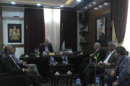  مجلس المرور الأعلى يطلع المحافظ رمضان على الخطة المرورية الاستيراتيجية لرفع السلامة والكفاءة المرورية في جنين