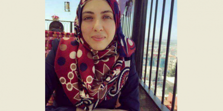  حملة تشويه وتشهير بحق أصغر رئيسة بلدية في فلسطين ومحاولات لحجب الثقة عنها