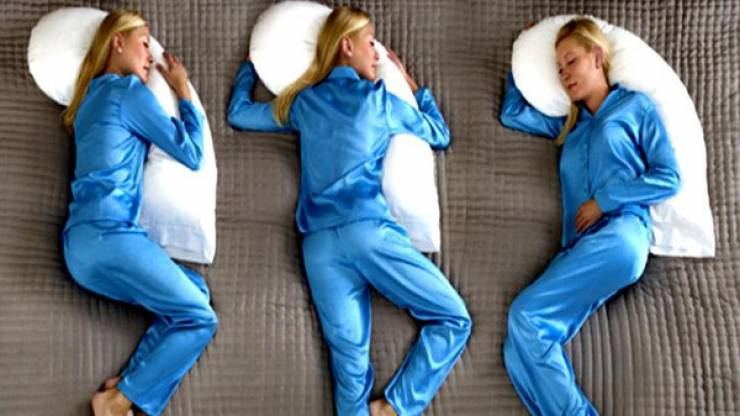 وضعية نوم قد تسبب لك العديد من المشاكل.. تعرف عليها